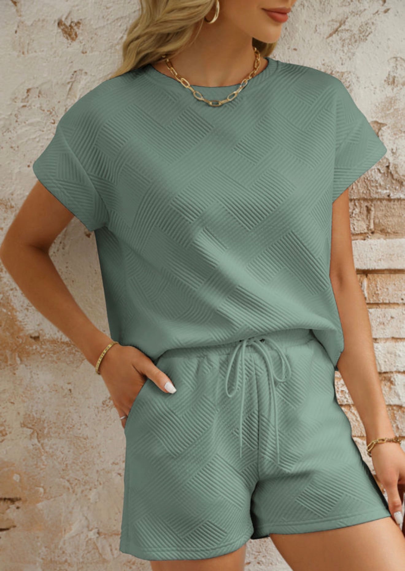 Mineral Texture Short Sleeve& Shorts Set