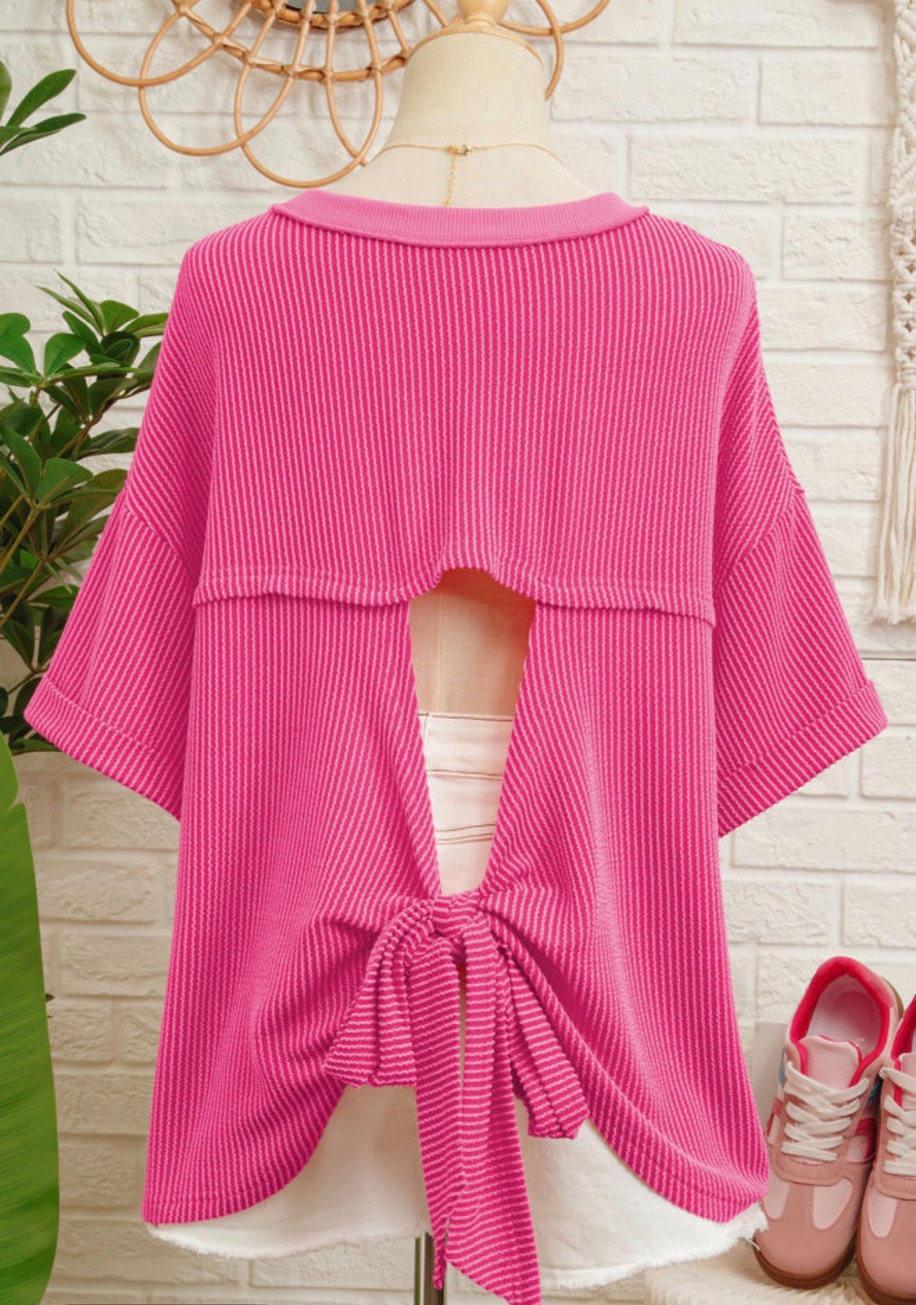 Rose Red Spiral Cutout Bow back Oversized tee
