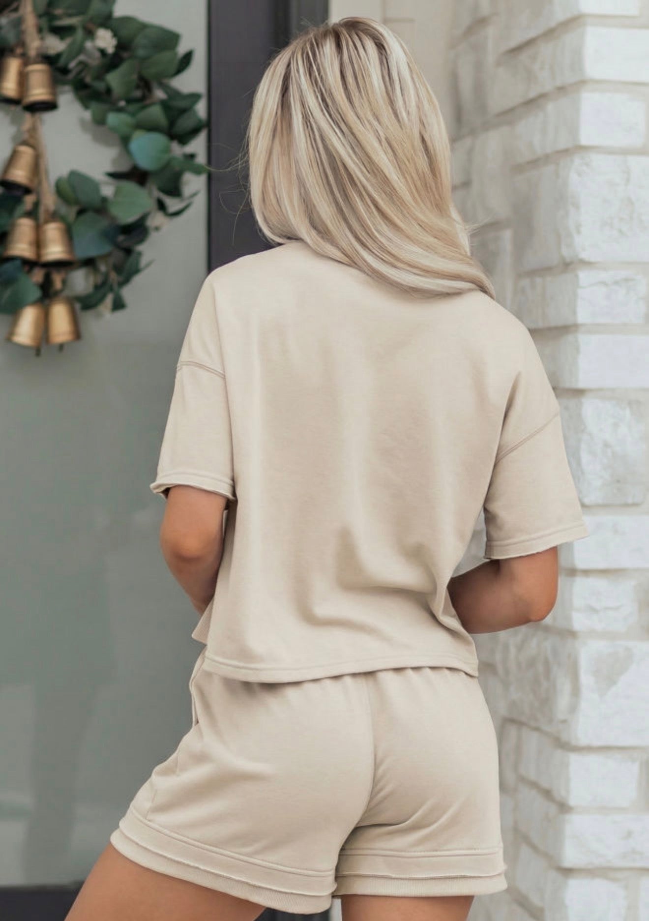 Beige lounge short Set