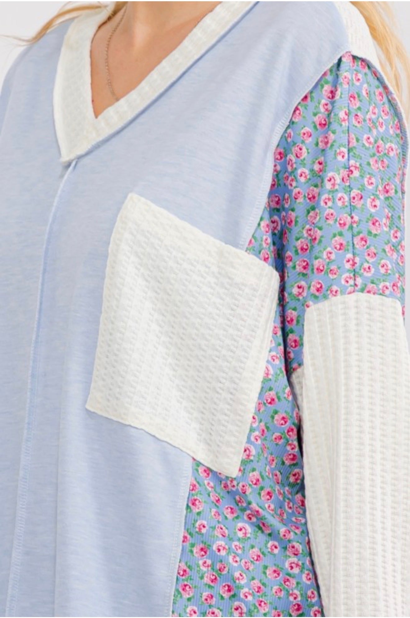 Floral mix V neck Pocket long Sleeve